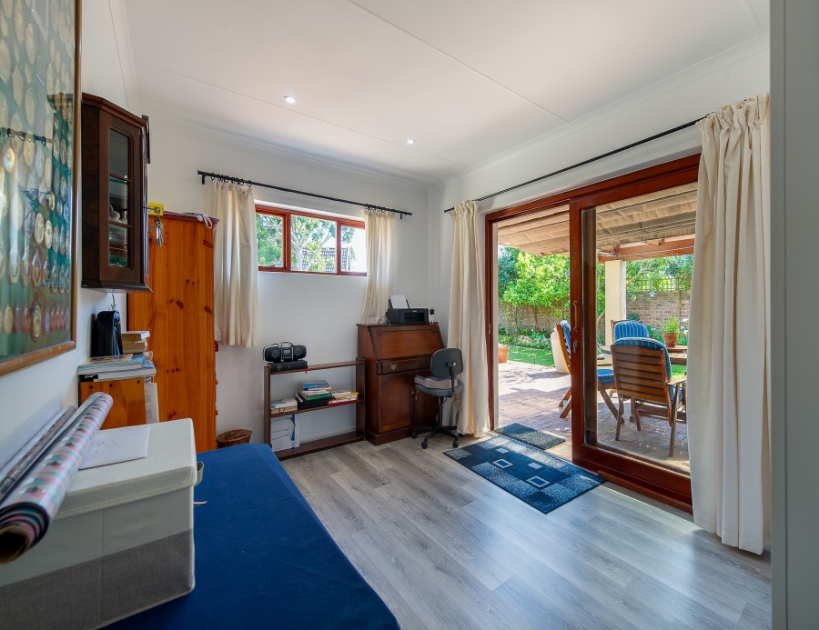 3 Bedroom Property for Sale in The Island Western Cape